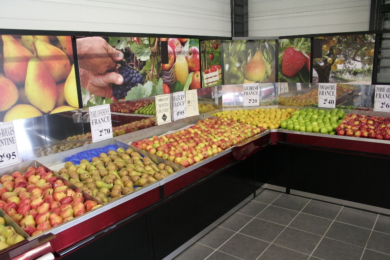 présentoir table murale fruits et légumes. avec fond visuel